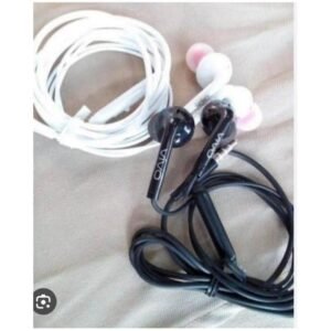 Wired Earphones with Clear Voice and Super Bass - Black