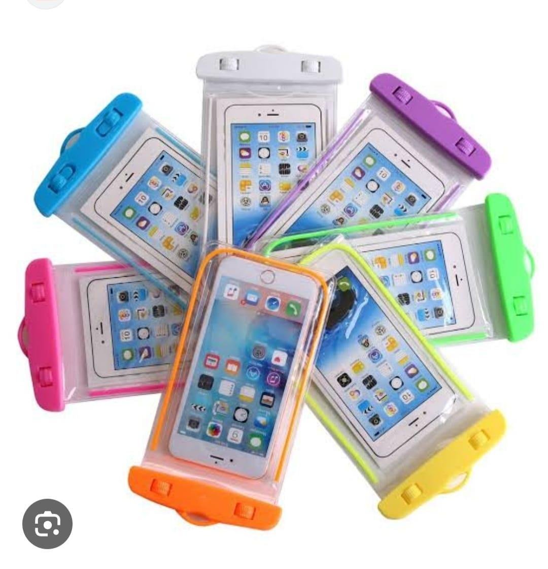 Ultimate Waterproof Mobile Phone Pouch Best Price in pakistan - Image 3